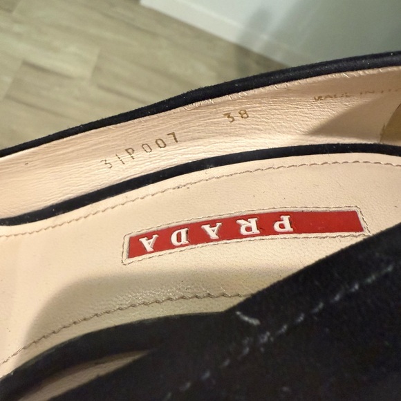 PRADA Black Suede Block Heel Pumps Logo Buckle & Fringe, Size 38 - Picture 4 of 8